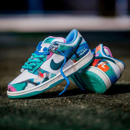 Dunk Low SB Futura Laboratories