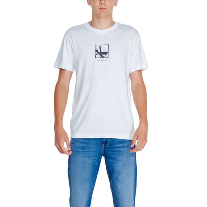 sync2fashion  Subcategory_T-shirt  Season_Autunno/Inverno  Gender_Uomo  Color_Bianco  Category_Abbigliamento  Brand_Calvin Klein Jeans  calvin klein jeans&