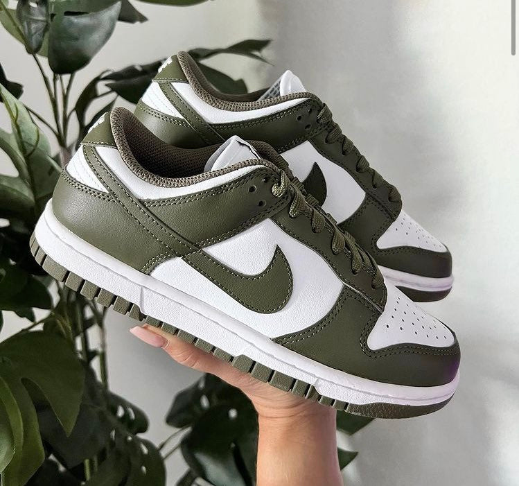 Dunk Low Medium Olive