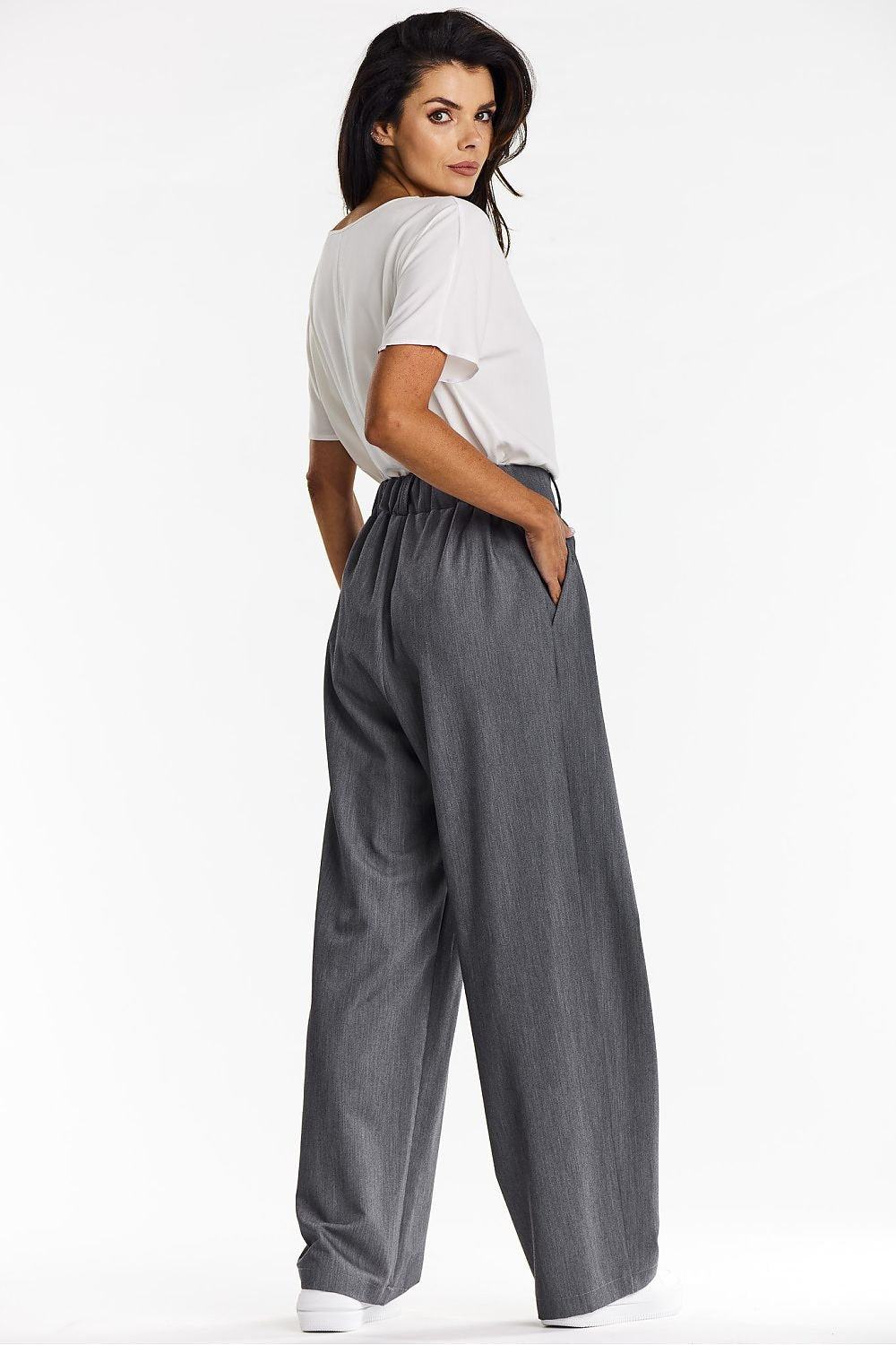 Pantaloni da donna awama